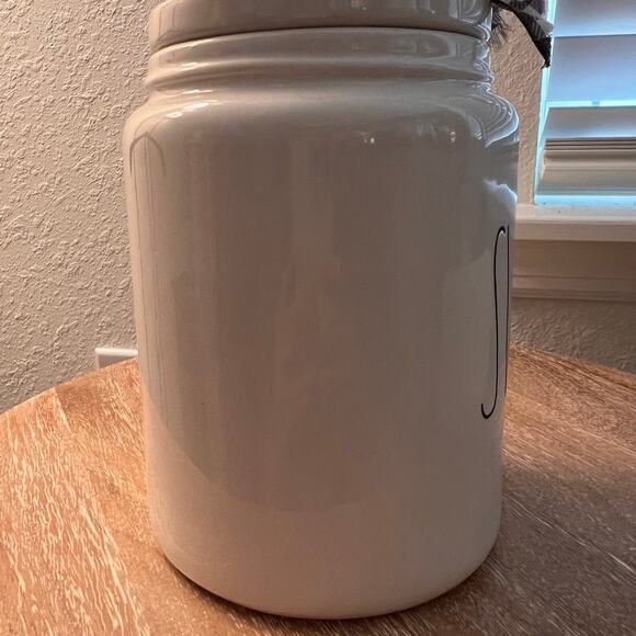 Rae Dunn Sweets Canister - Picture 4 of 4